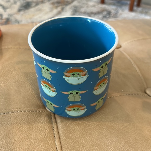 Disney’s Star Wars mug from lucasfilm license by silver Buffalo LLC New York - Picture 2 of 8